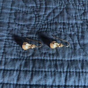 Elegant Gold and Cream Drop Earrings